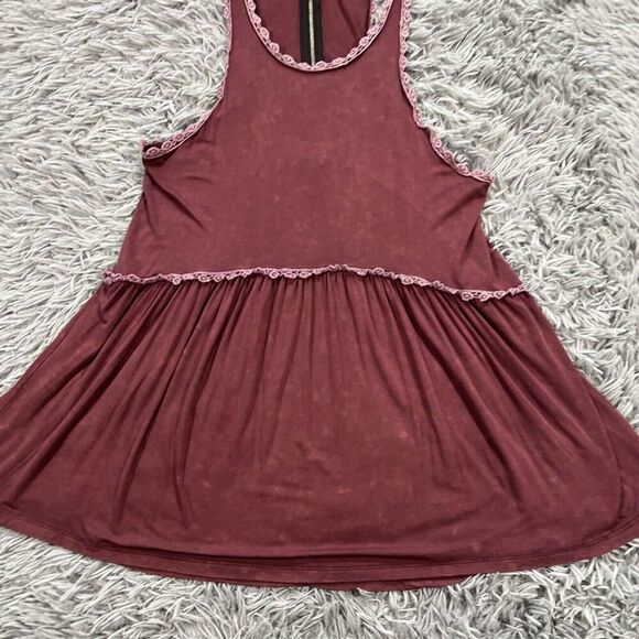 POL Womens Tunic Tank Top Lace Trim Stone Wash Peplum Small Burgundy - Picture 2 of 10